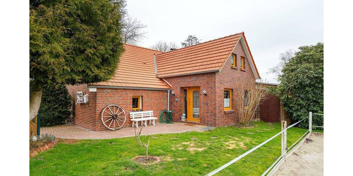 Einfamilienhaus Neuschoo - 4 Zimmer, 151 m&sup2;, 490.000&euro; | Angebot:25927033