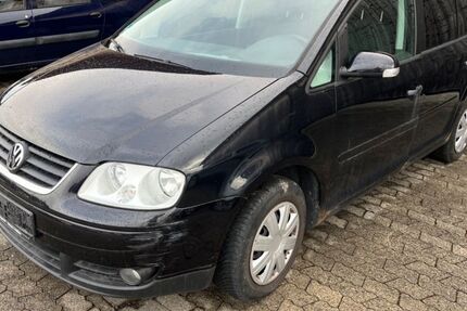 VW Touran 250.087 km 590 &euro; Murnau 82418