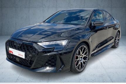 Audi RS3 9.900 km 67.340 € Saal a.d. Donau 93342