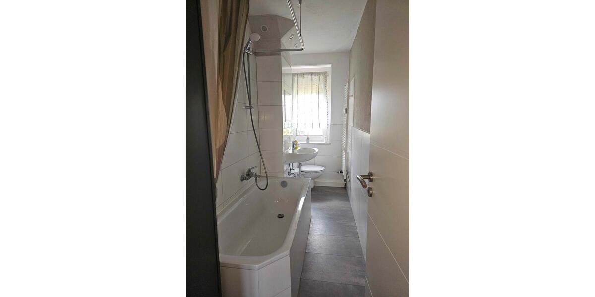 Etagenwohnung Crimmitschau - 3 Zimmer, 58 m&sup2;, 406&euro; | Angebot:26096788