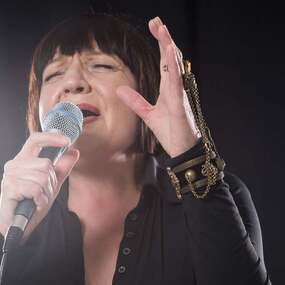 Brigitte Karow & Band 17.04.2026 Bürgerhaus Weserterrassen