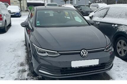 VW Golf 66.100 km 18.995 &euro; Büdingen-Düdelsheim 63654