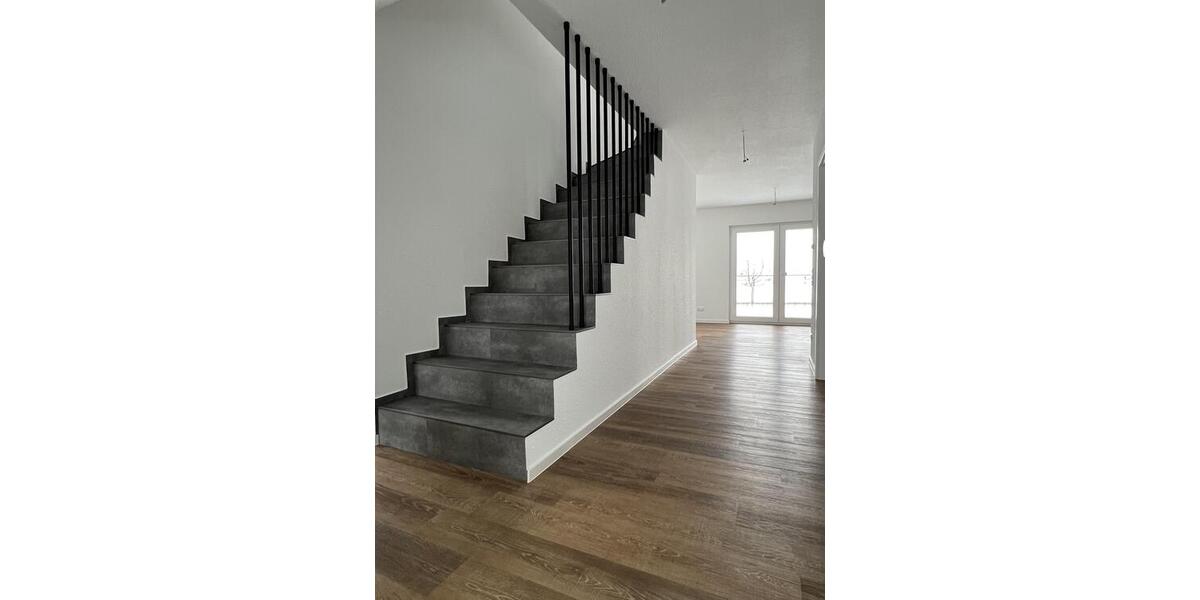 Modernes Wohnen auf zwei Ebenen - Etagenwohnung Hildesheim Sorsum | Angebot:24796373