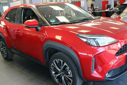 Toyota Yaris Cross 1.5 Aut. 360° Kamera 28.138 km 23.980 &euro; Euskirchen 53881