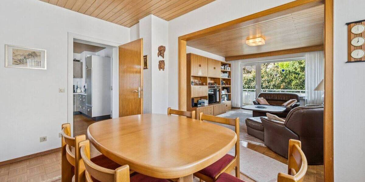Mehrfamilienhaus, Wohnhaus Geradstetten Geradstetten - 7 Zimmer, 142 m&sup2;, 549.000&euro; | Angebot:26402311