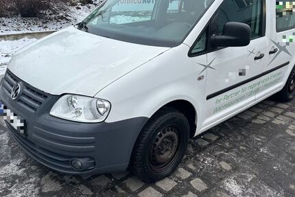 VW Caddy 179.000 km 3.100 &euro; hennigsdorf 16761