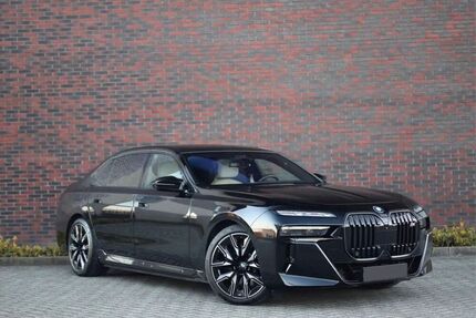 BMW M760