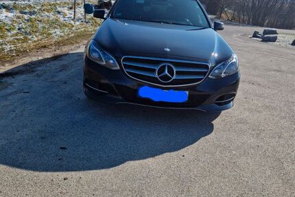 Mercedes-Benz E 220 260.000 km 11.250 € Uhldingen-Mühlhofen 88690