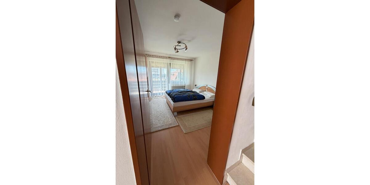 Reihenhaus Günzburg - 5 Zimmer, 140 m&sup2;, 1.500&euro; | Angebot:26062485