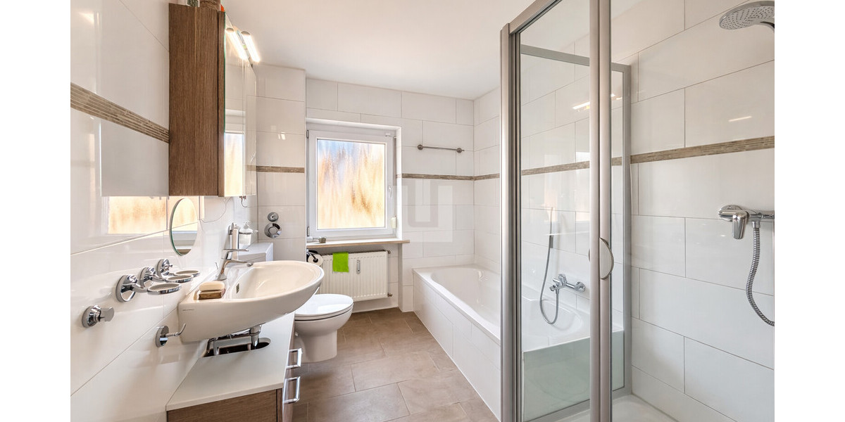 WINDISCH - Schöne 3-Zi.-Wohnung in zentraler Lage mit Süd-Ostbalkon - ideal für Kapitalanleger! - Etagenwohnung Puchheim | Angebot:25362462