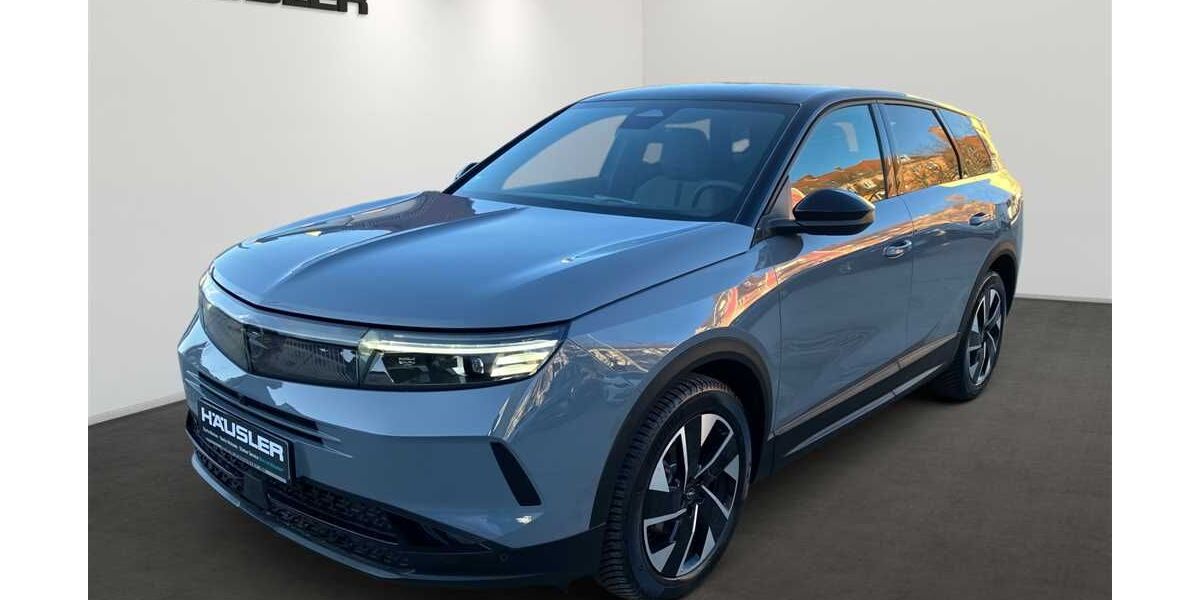 Opel Grandland (X) 3.900 km 32.970 &euro; München 81547