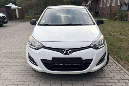 Hyundai i20 129.774 km 5.000 € Brandenburg an der Havel 14772