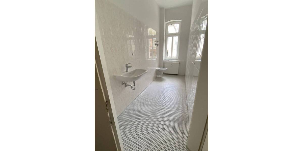 Gewerbeobjekt Jena Zentrum - 6 Zimmer, 1.000&euro; | Angebot:26796990