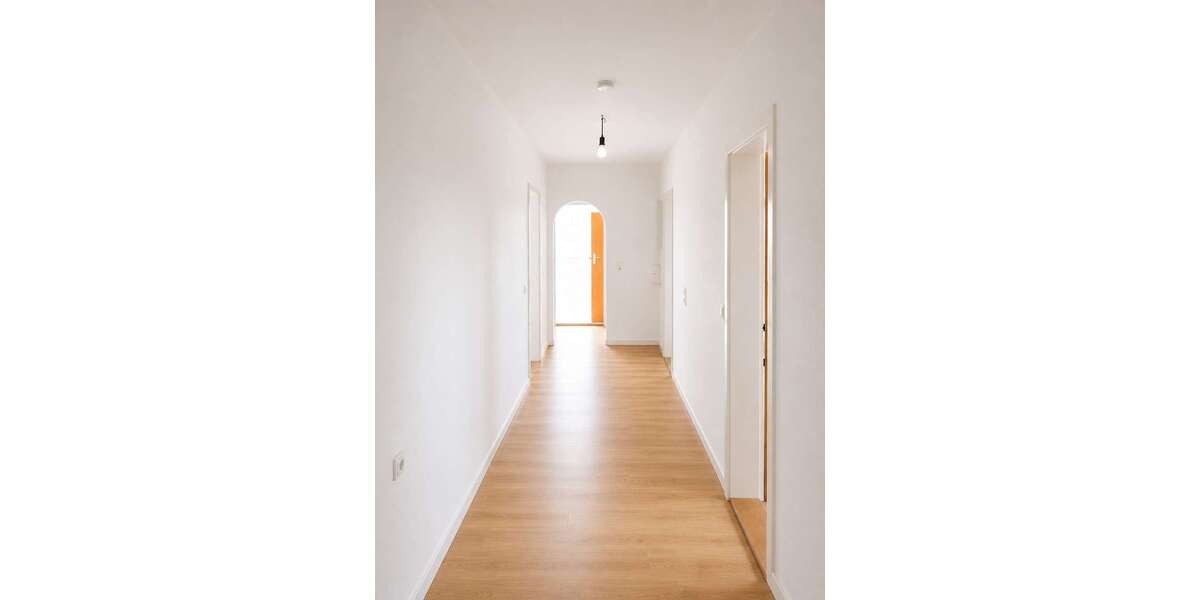 Etagenwohnung Uffenheim - 4 Zimmer, 117 m&sup2;, 1.100&euro; | Angebot:27003711