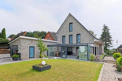 Einzigartiges Anwesen mit zwei Einliegerwohnungen 14 zimmer