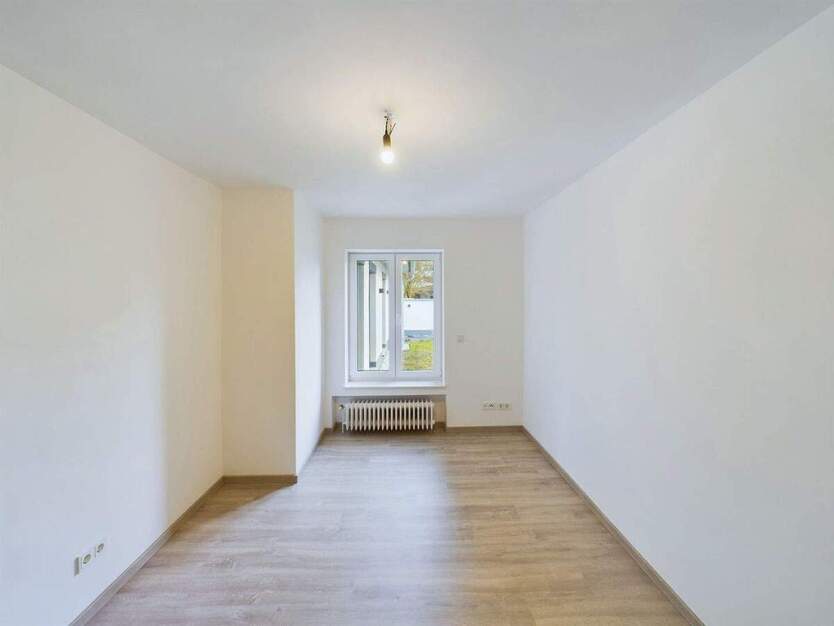 Qualität die bleibt: Schönes Zweifamilienhaus - energieeffizient, modern & familienfreundlich 7 zimmer