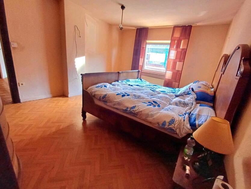 Einfamilienhaus in Baal, 4 Zimmer+ brandneue Heizungsanlage