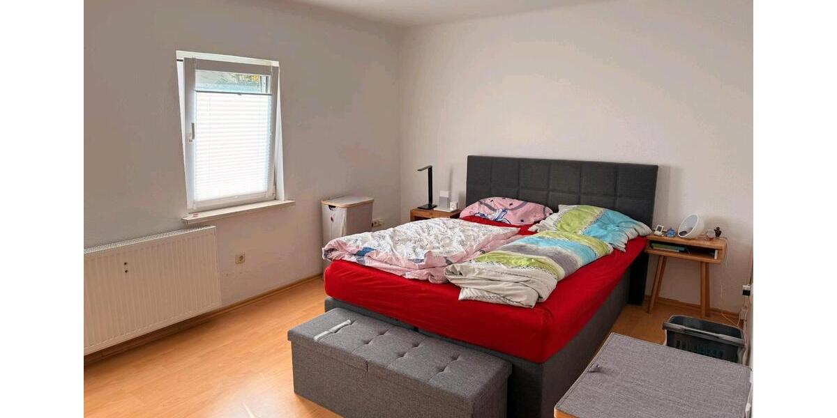 Etagenwohnung Heringen (Werra) - 4 Zimmer, 100 m&sup2;, 650&euro; | Angebot:25232255