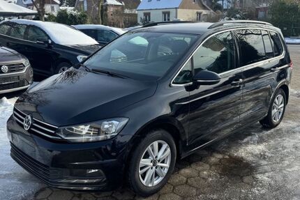 VW Touran 210.000 km 11.990 &euro; Stelle 21435