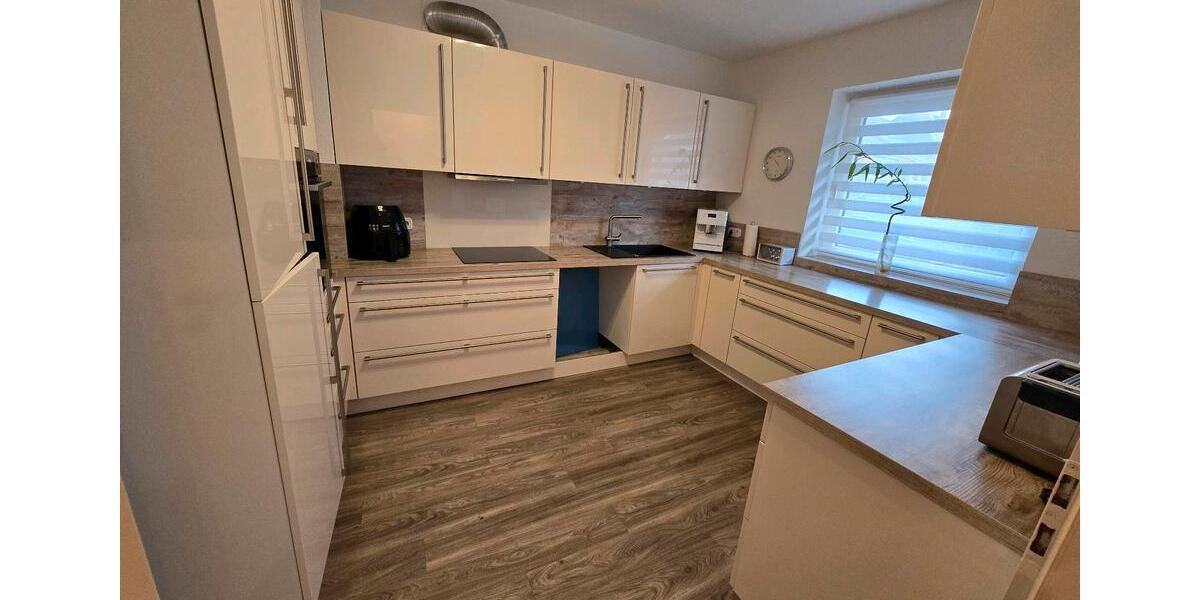 Doppelhaushälfte Pinneberg - 5 Zimmer, 118 m&sup2;, 1.600&euro; | Angebot:23227436