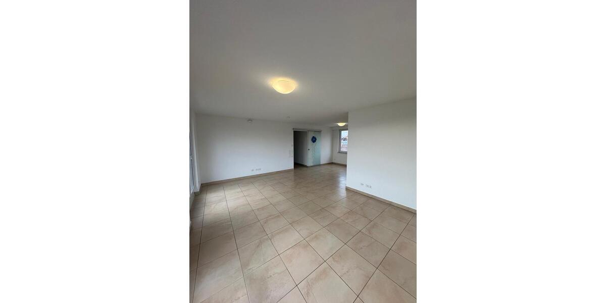 Einfamilienhaus Nürtingen - 4 Zimmer, 115 m&sup2;, 1.400&euro; | Angebot:25307038