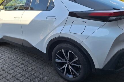 Toyota C-HR 18.500 km 29.200 &euro; Wertheim 97877