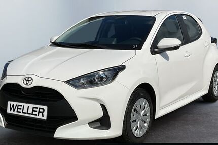 Toyota Yaris 4.500 km 20.980 &euro; Gütersloh 33330