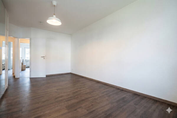 Etagenwohnung Aschersleben - 3 Zimmer, 81 m&sup2;, 160.000&euro; | Angebot:26202108