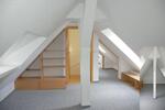 Dachgeschoßwohnung Frankfurt (Oder) - 4 Zimmer, 165 m&sup2;, 1.050&euro; | Angebot:26355014