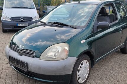 Toyota Yaris 68.500 km 699 &euro; Bad Wildungen 34537