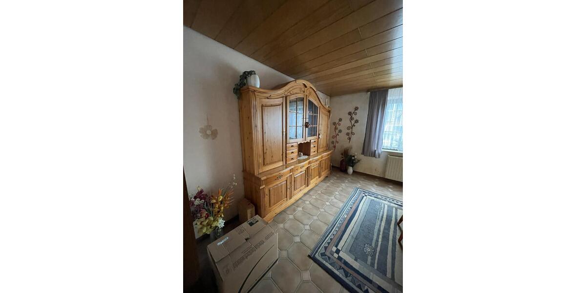 Einfamilienhaus Tholey - 7 Zimmer, 188 m&sup2;, 139.000&euro; | Angebot:26824241