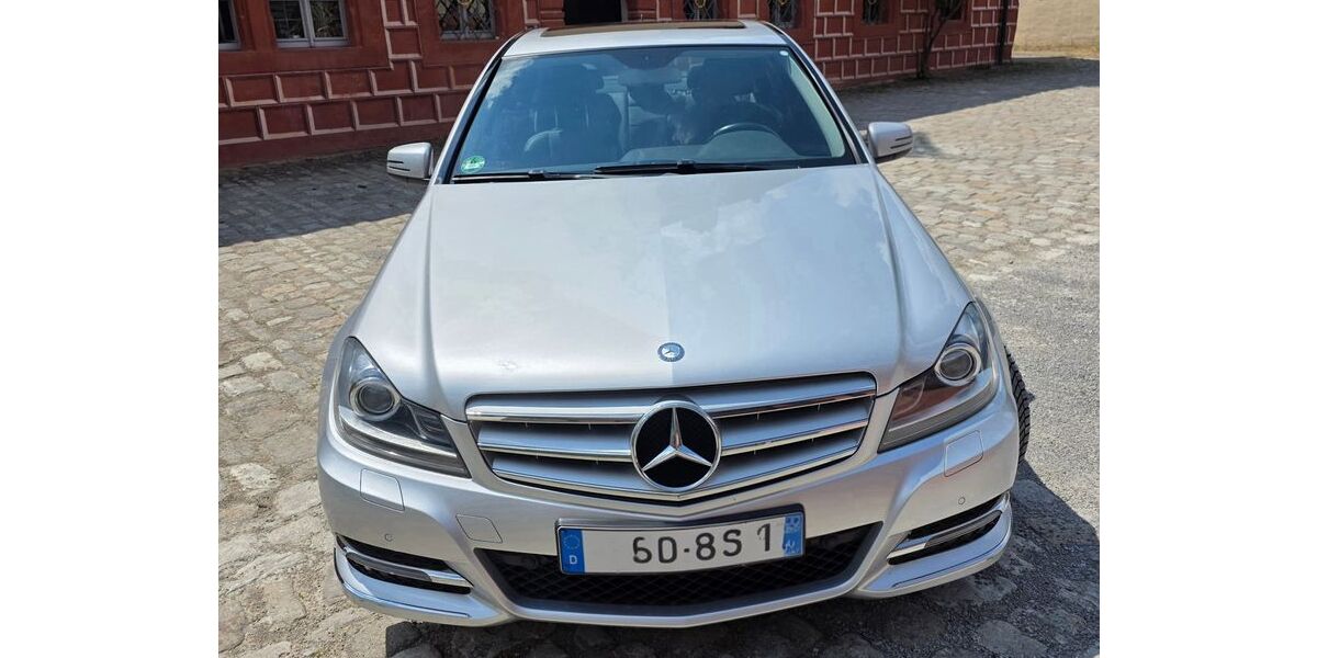 Mercedes-Benz C 200 98.000 km 13.900 &euro; Obernzenn 91619