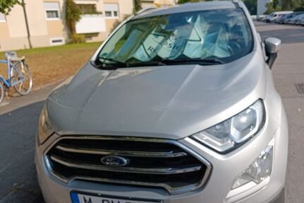 Ford EcoSport 77.000 km 8.900 &euro; München 81475