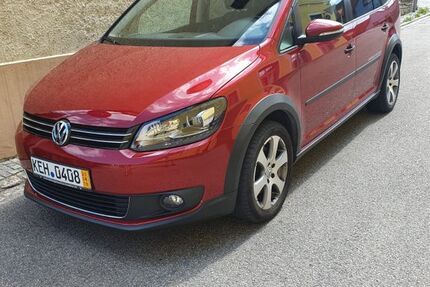 VW Touran 234.000 km 5.999 &euro; Leipzig 04347