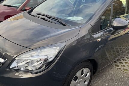 Opel Meriva 98.804 km 6.400 € Dachau (bei München) 85221