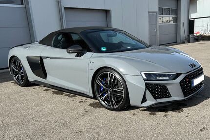 Audi R8 4.300 km 186.500 &euro; Graben 86836