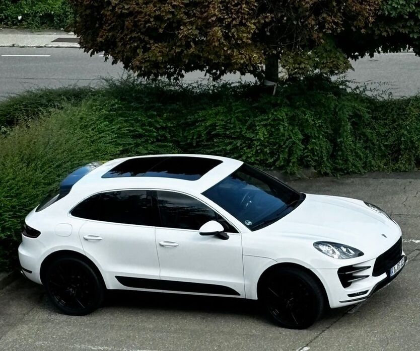 Porsche Macan 180.000 km 31.999 € Eningen 72800