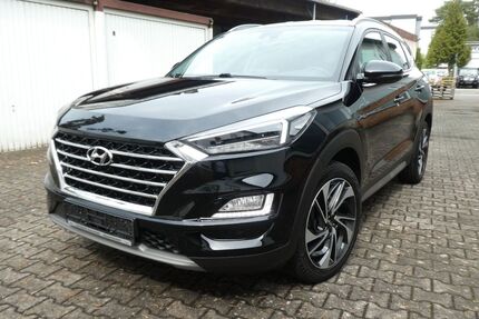 Hyundai TUCSON 53.000 km 17.900 &euro; Heusenstamm 63150