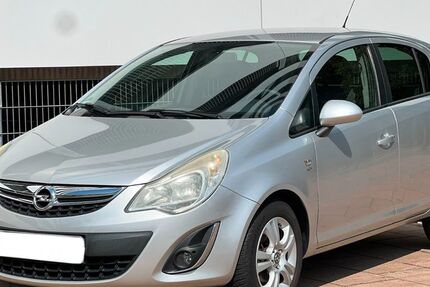 Opel Corsa 212.000 km 2.980 &euro; Flörsheim am Main 65439