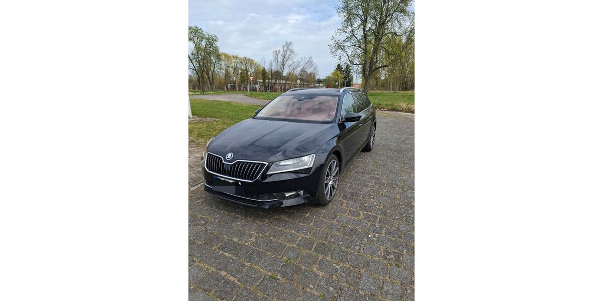 Skoda Superb 89.000 km 22.200 &euro; Schwedt 16303
