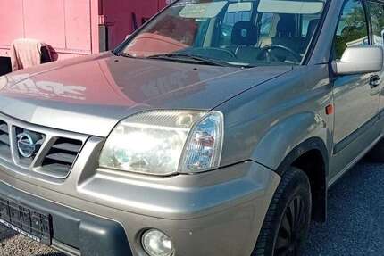 Nissan X-Trail 208.000 km 1.399 &euro; Würzburg 97076