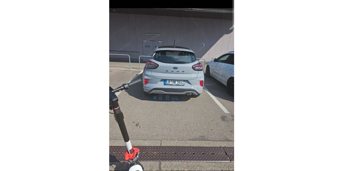 Ford Puma 20.000 km 19.000 &euro; Stuttgart 70499