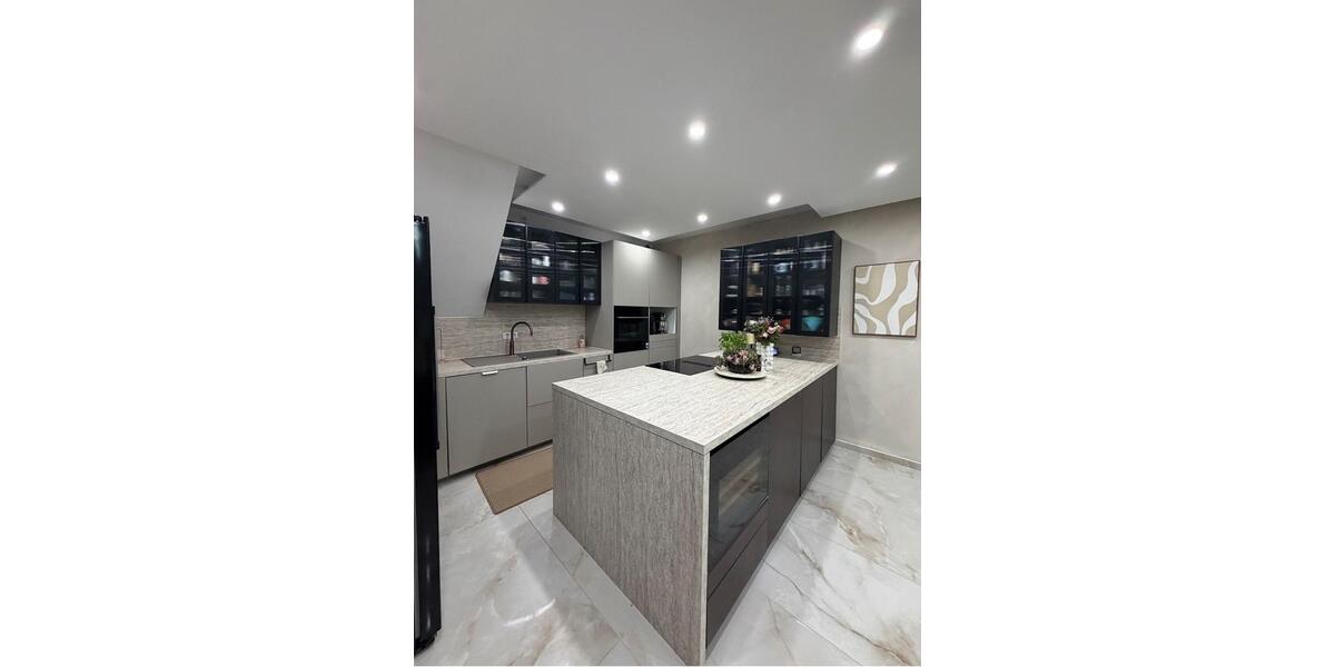 Etagenwohnung Porta Westfalica - 4 Zimmer, 130 m&sup2;, 1.800&euro; | Angebot:26350853