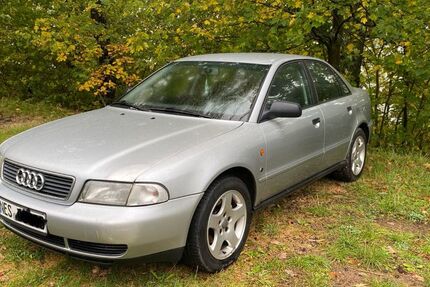 Audi A4 216.000 km 1.200 € Bischofsheim 97653