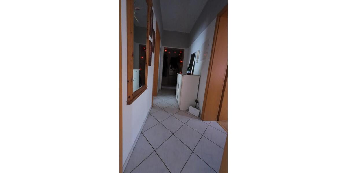 Etagenwohnung Weißenfels - 2 Zimmer, 53 m&sup2;, 340&euro; | Angebot:26403163