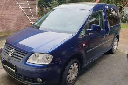 VW Caddy 120.998 km 4.000 &euro; Holzminden, Stadt 37603