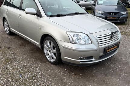 Toyota Avensis 230.000 km 1.990 &euro; Berlin 13127