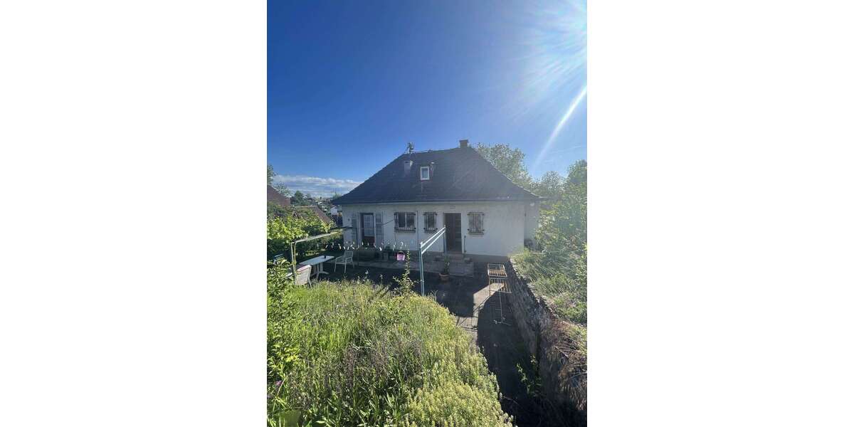 Einfamilienhaus Brackenheim - 5 Zimmer, 145 m&sup2;, 800&euro; | Angebot:25023381