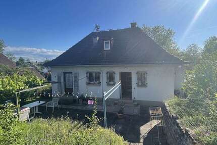 Haus Brackenheim - 5 Zimmer, 145 m&sup2;, 800&euro; | Angebot:25023381