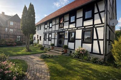HANDWERKER-TRAUM MIT XXL-SCHEUNE (SANIERUNG) - Mehrfamilienhaus, Wohnhaus Habichtswald | Angebot:27097999
